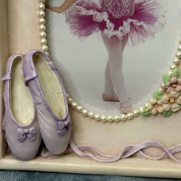Russ Berrie Little Tutu 4 By 6 Picture Frame Handpainted Dancer Exquisite Frame - Picture 3 of 8